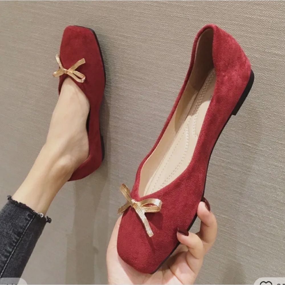 BRAND NEW CLAIBORNE WOMEN'S FLUSHING BALLET FLATS